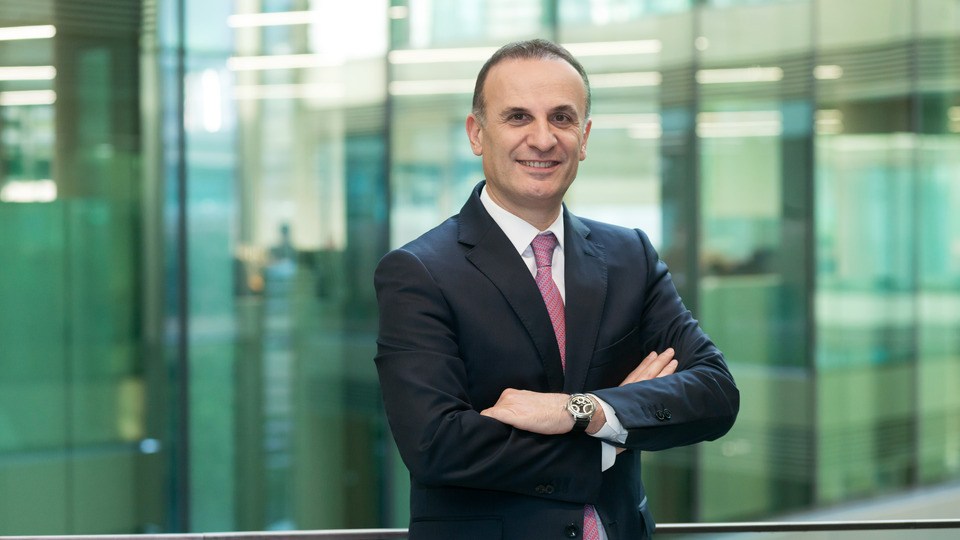 Zorlu Tekstil Grubu'nda bayrak değişimi