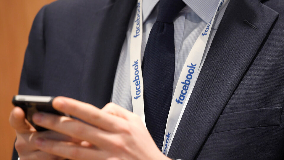 Facebook Android kullanıcılarına söz verdi! Daha az toplayacak...