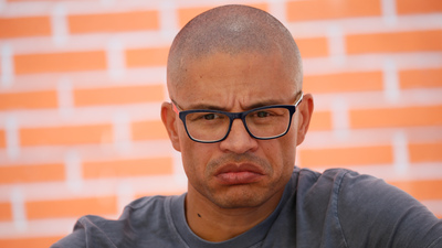 Alex'ten Metin Oktay ziyareti!