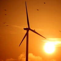 Temiz enerjide rekor! İhtiyacından fazlasını üretti!