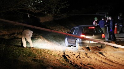 Baba ve 12 yaşındaki oğlu öldürüldü