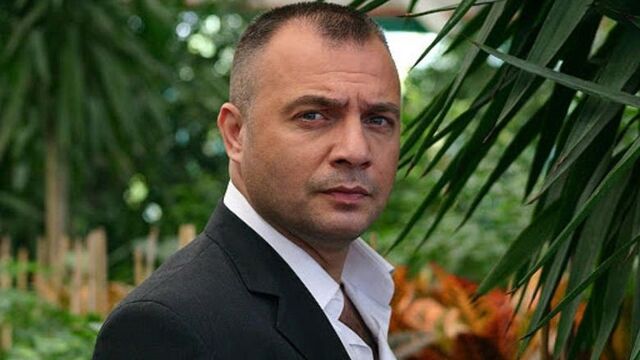 Oktay Kaynarca kimdir?