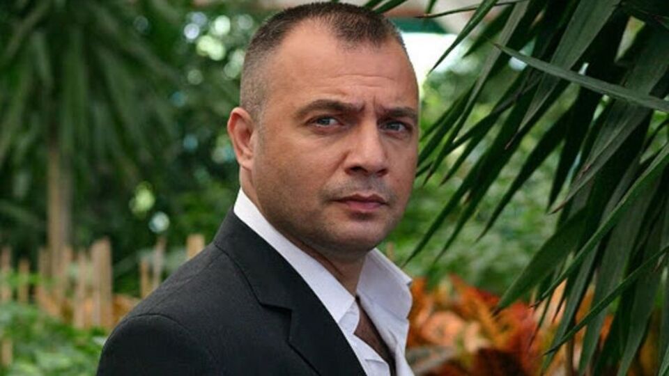 Oktay Kaynarca kimdir?