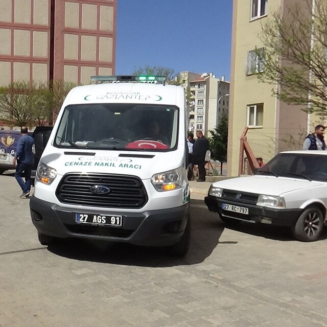Madde bağımlısı şahıs annesini bıçaklayarak öldürdü