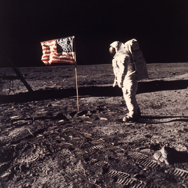 NASA'nın efsanevi astronotları yalan dedektöründen geçti!