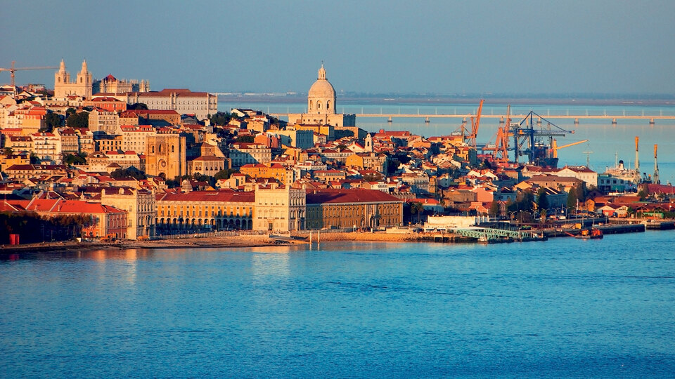 Gece yarısı uyanan kent: Lizbon!