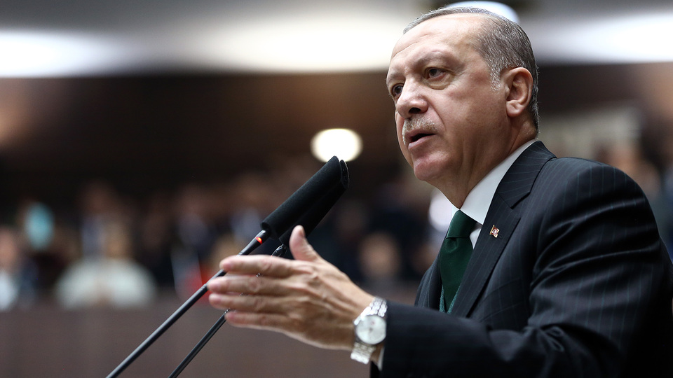 "Duydum ki Hatay'a gidiyormuş! Postalın eksikse gönderelim"