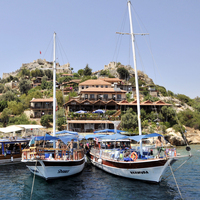 Antalya tatilinde gezilecek tarihi yerler hangileri?