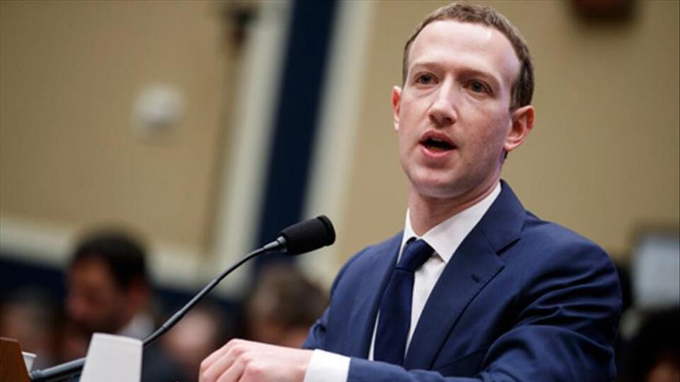 Zuckerberg: Benim de bilgilerim üçüncü parti gruplara satıldı