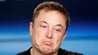 Elon Musk: "Fabrikada yatıyorum!"