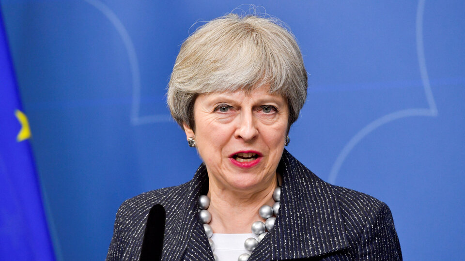 İngiltere'de kabine Suriye'yi tartışmak için acil toplanacak!