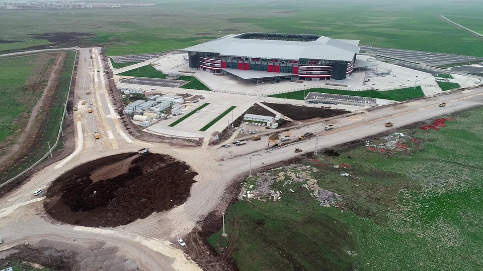 Yeni Diyarbakır Stadı incelendi