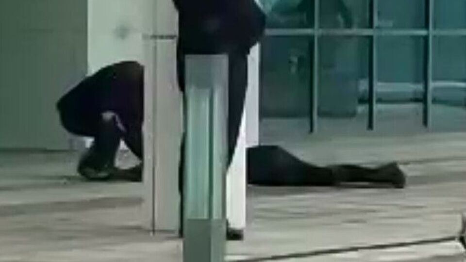 Sevgilisini öldürüp başında beklemişti! Karar çıktı