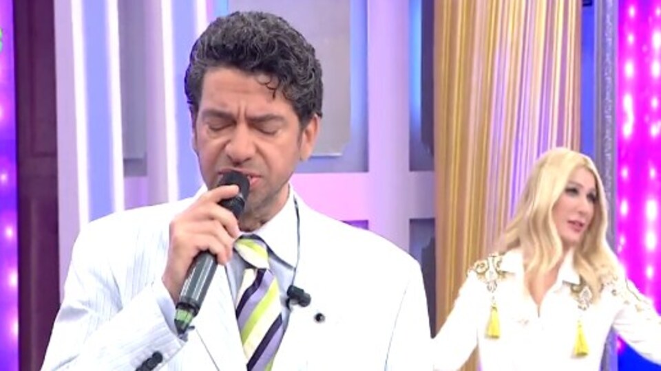 Hakan Taşıyan kimdir?