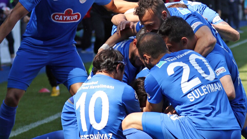 Rizespor, Süper Lig'e çok yakın