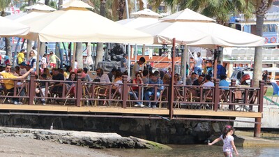 13 bin turist Marmaris'e geldi