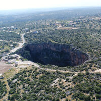 "Cennet"e asansör "Cehennem"e seyir terası