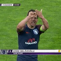 Emre Belözoğlu’ndan çok konuşulan hareket!