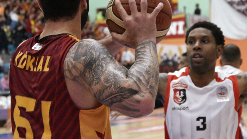 Galatasaray Odeabank, deplasmanda kayıp