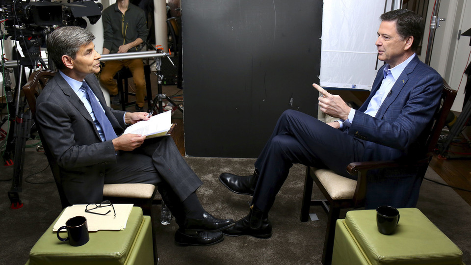 Eski FBI Başkanı Comey: Rusya, Trump'a baskı yapabilir!