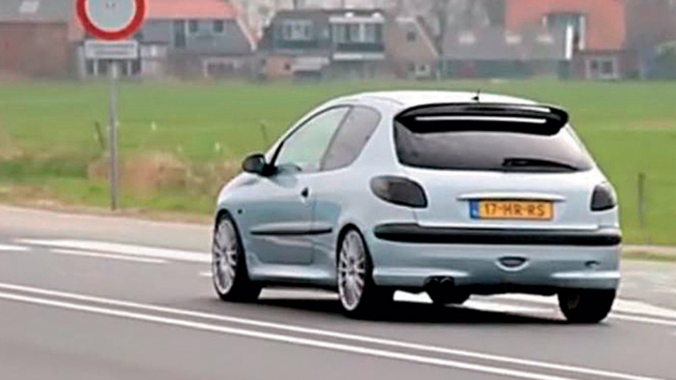 Köylülerden müzikli yol isyanı! Dünyada ilkti