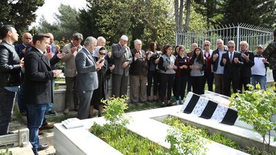 Baba Hakkı mezarı başında anıldı