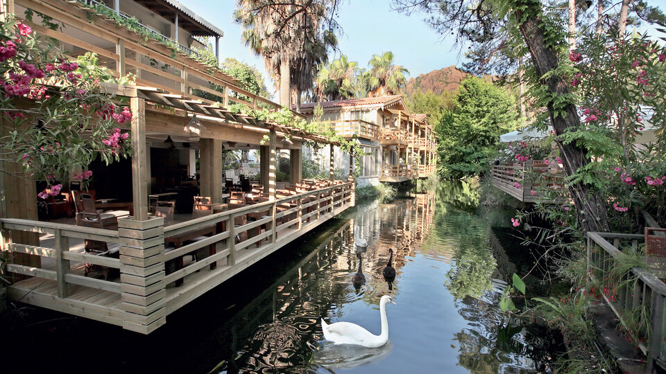 Her şeyi unutturan yer: Bördübet Koyu!