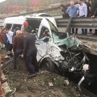 TEM'de feci kaza! 20 kilometre kuyruk oluştu