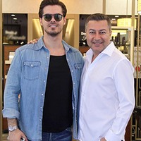 Berk Atan alışveriş turunda