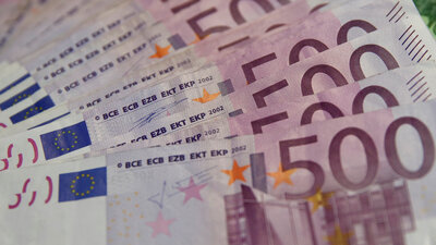 İran doları bıraktı euroya geçti