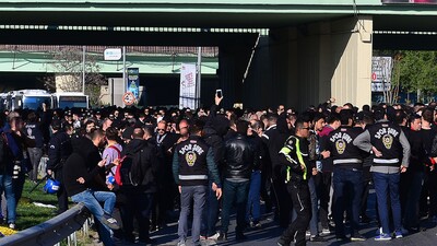 3 taraftar gözaltına alındı