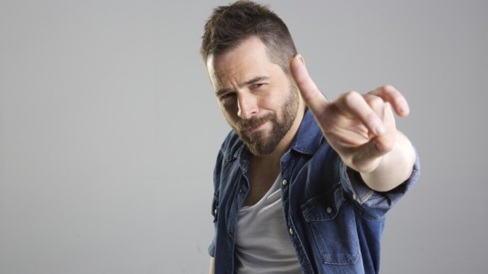 Yankı Alper kimdir?