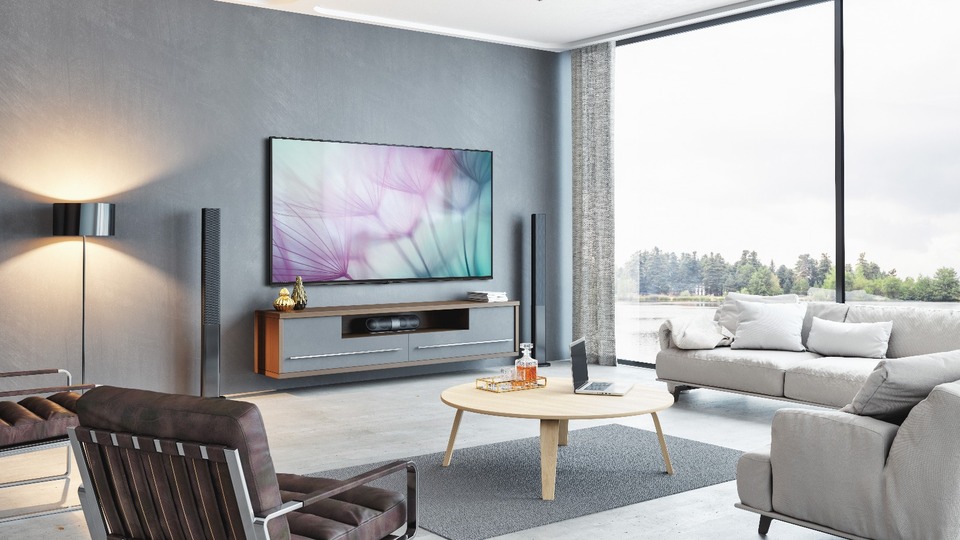 TV'de 128 inç dönemi başlıyor!