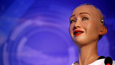 Robot Sophia çocuklara ne anlattı?