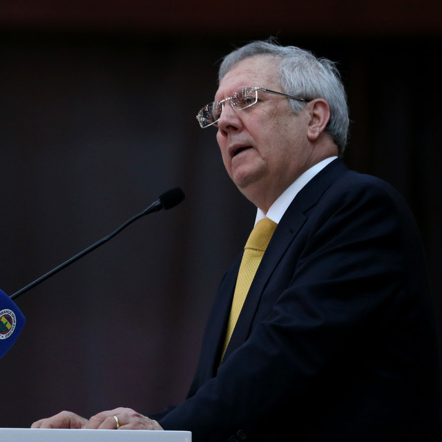"Fenerbahçe'yi kaosa sürüklemeye çalışıyorlar"