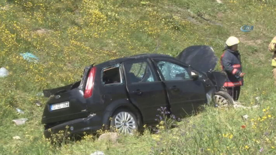 Bahçeşehir'de feci kaza: 2'si ağır 3 yaralı