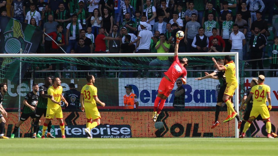 Akhisar'ı Seleznyov yaktı!