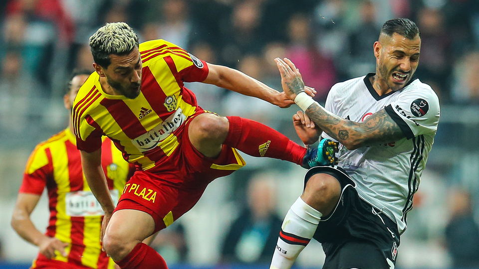 Skandal paylaşım! İnsanlığın bittiği an...