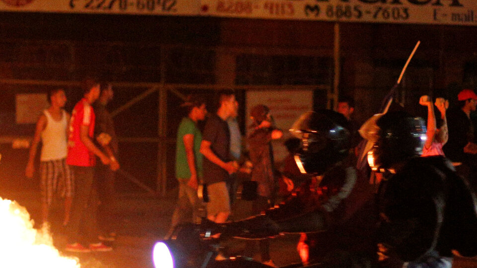 Hükümet karşıtı gösterilerin tırmandığı ülkede canlı yayında gazeteci cinayeti!