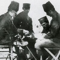 Atatürk'ün bu fotoğrafı iki il arasında tartışma konusu oldu