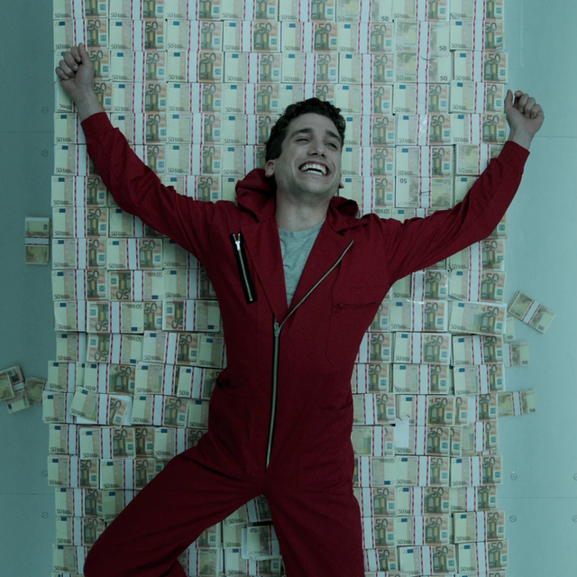 Netflix paraya sıkıştı: 1,5 milyar dolar gerekiyor!