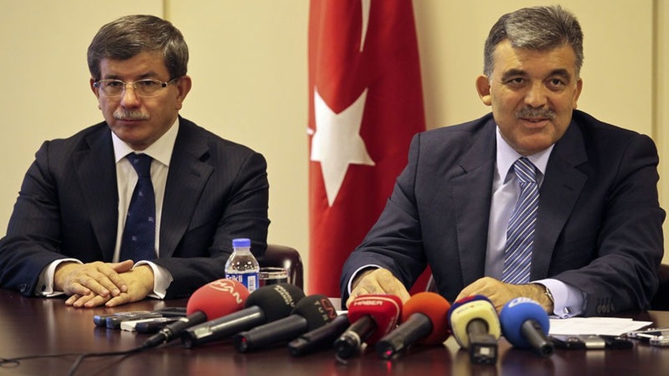 Abdullah Gül ve Ahmet Davutoğlu görüştü