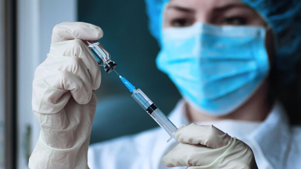 Kanser aşısının ilk denemesi o kanseri yok etti!