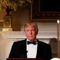 Trump'ın 'küçük roket adamı' şimdi de 'onurlu' oldu!