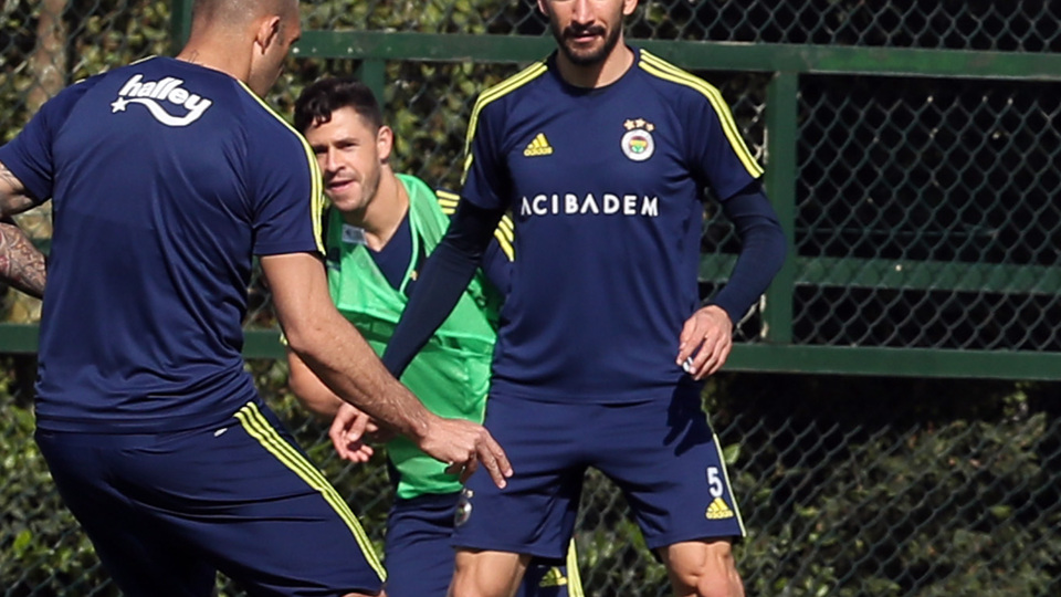 Fenerbahçe, Kasımpaşa'ya hazırlanıyor