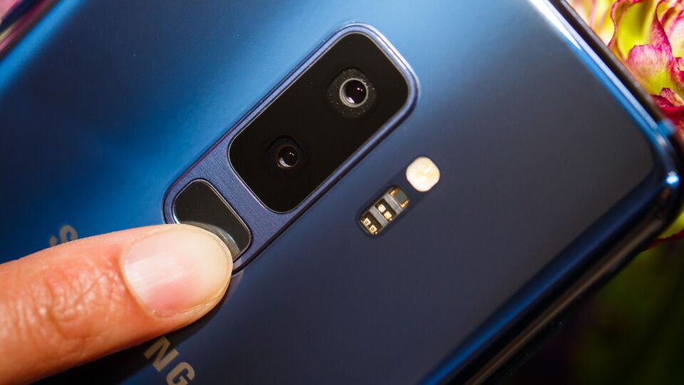 Dev kapasiteli Galaxy S9 Plus Türkiye'de!