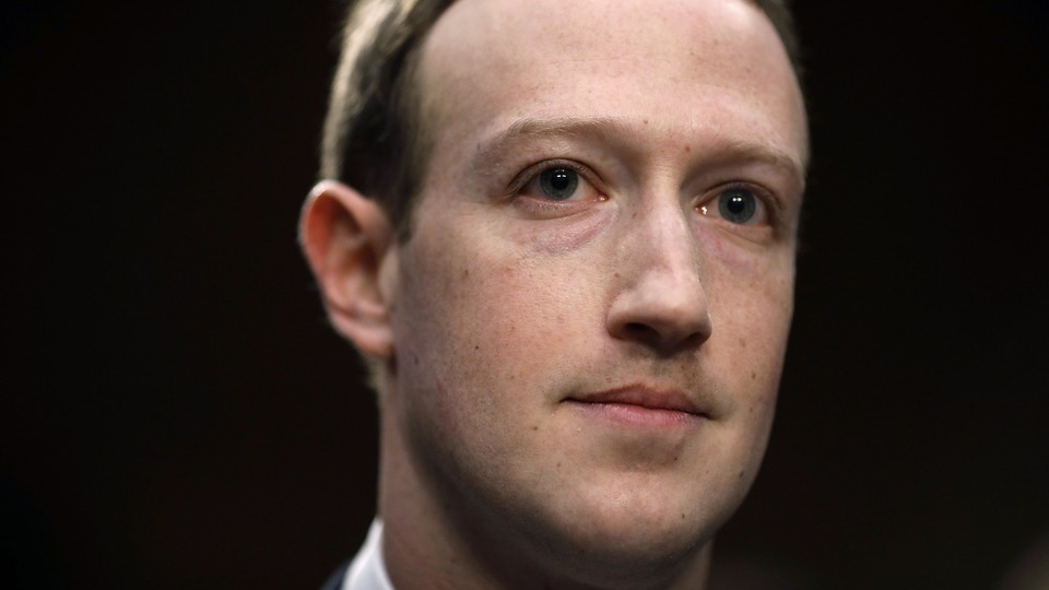 Skandallar Facebook'u durduramadı: Dev kâr ve kullanıcı artışı!