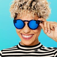 Snapchat bombayı patlattı! İşte yeni akıllı gözlüğü!