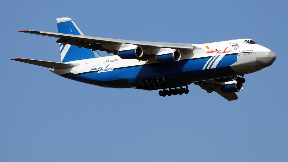 Dev kargo uçağı Antalya'ya geliyor