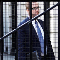 Facebook itiraf etti: Skandal uygulamayı incelemeden onaylamış!